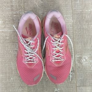 Brooks Ghost 12